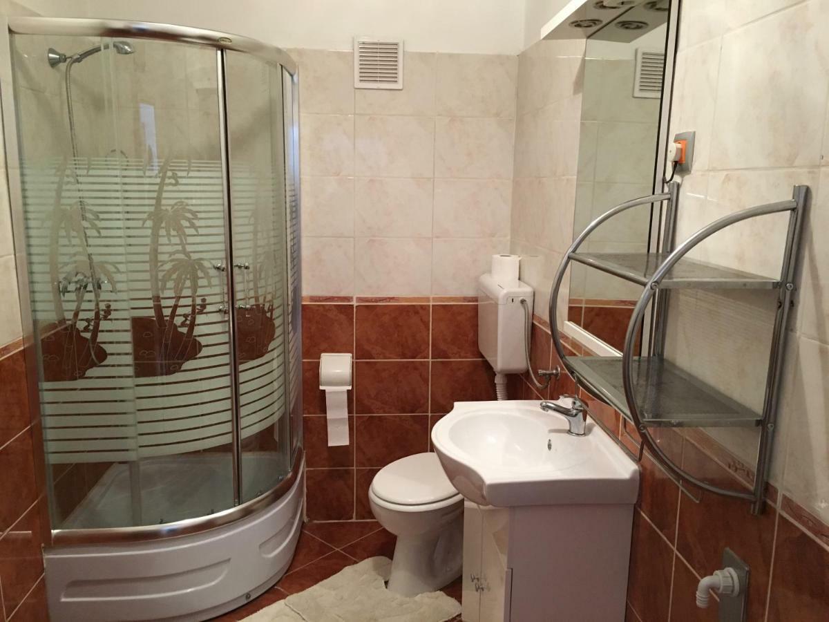 Apartment Damir Senj  Bagian luar foto