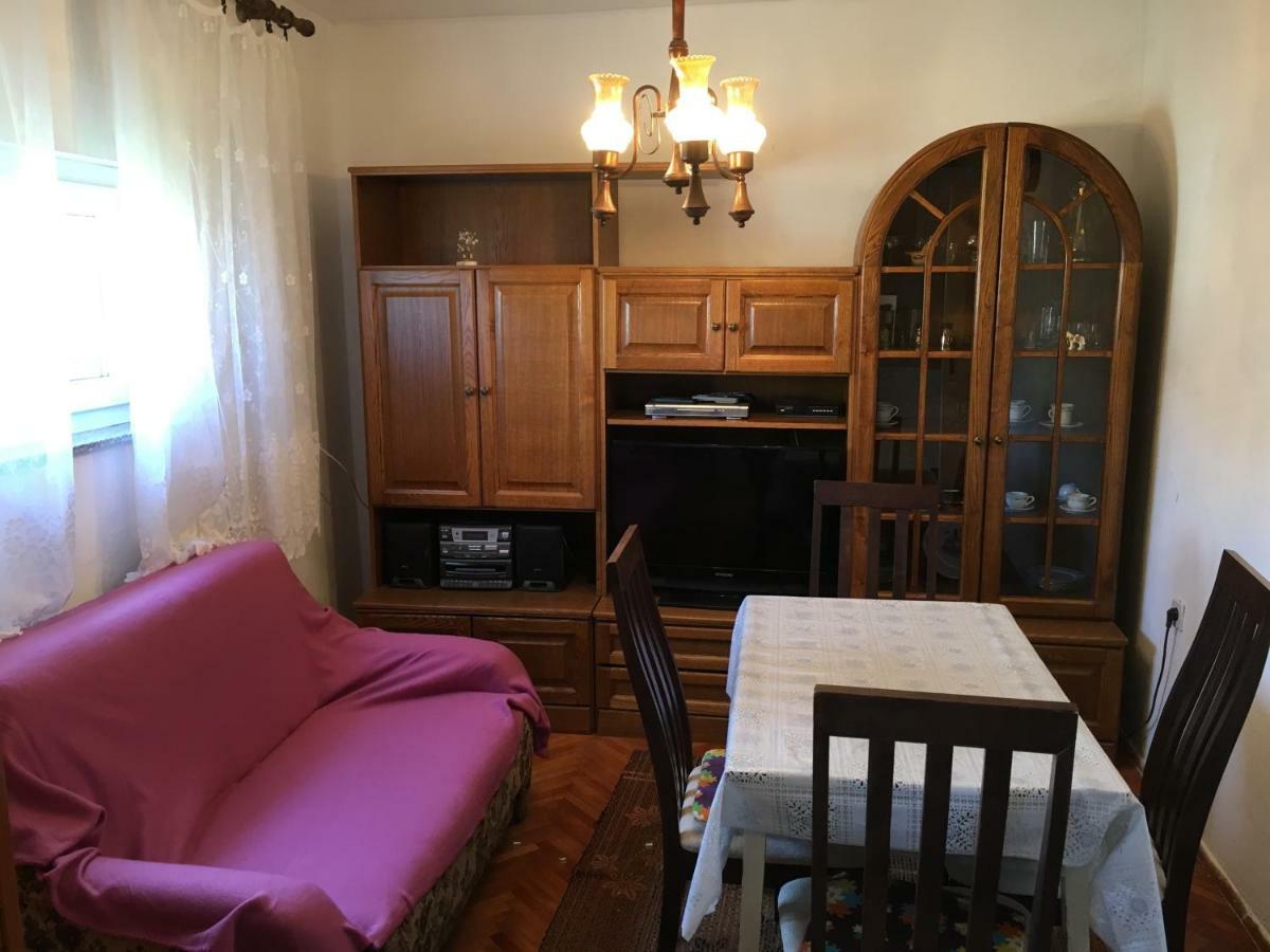 Apartment Damir Senj  Bagian luar foto