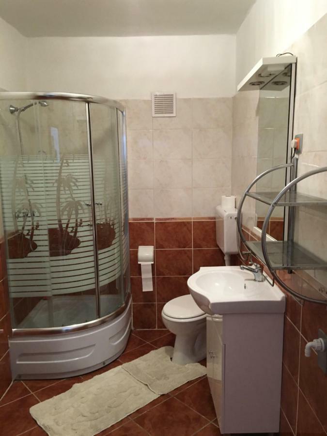 Apartment Damir Senj  Bagian luar foto